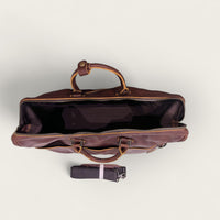 The Doctor genuine leather weekend bag