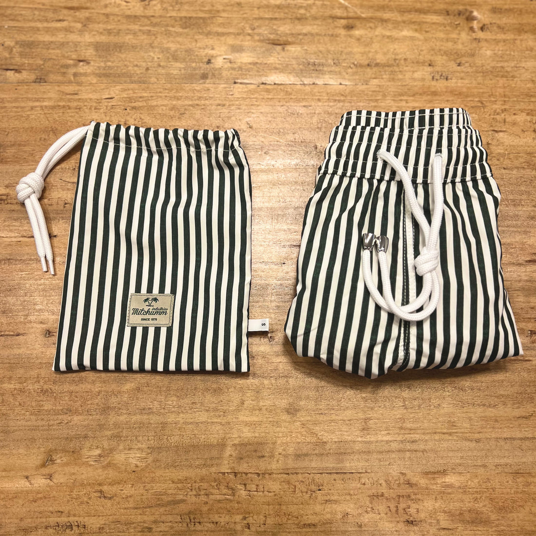 Classic british green & offwhite stripes