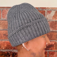 Grey cashmere beanie