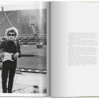 Daniel Kramer. Bob Dylan. A Year and a Day