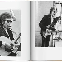Daniel Kramer. Bob Dylan. A Year and a Day