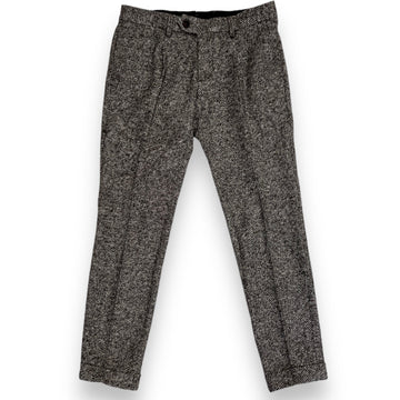 Single pleat pant in brown/grey soft combed wool