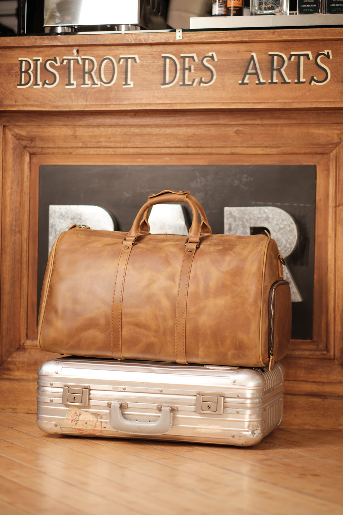 A night in Bellagio leather bag