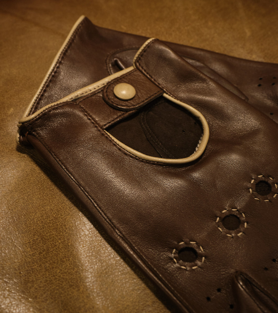 Handmade Gentleman Driver 1/2 gloves - Heritage Brown
