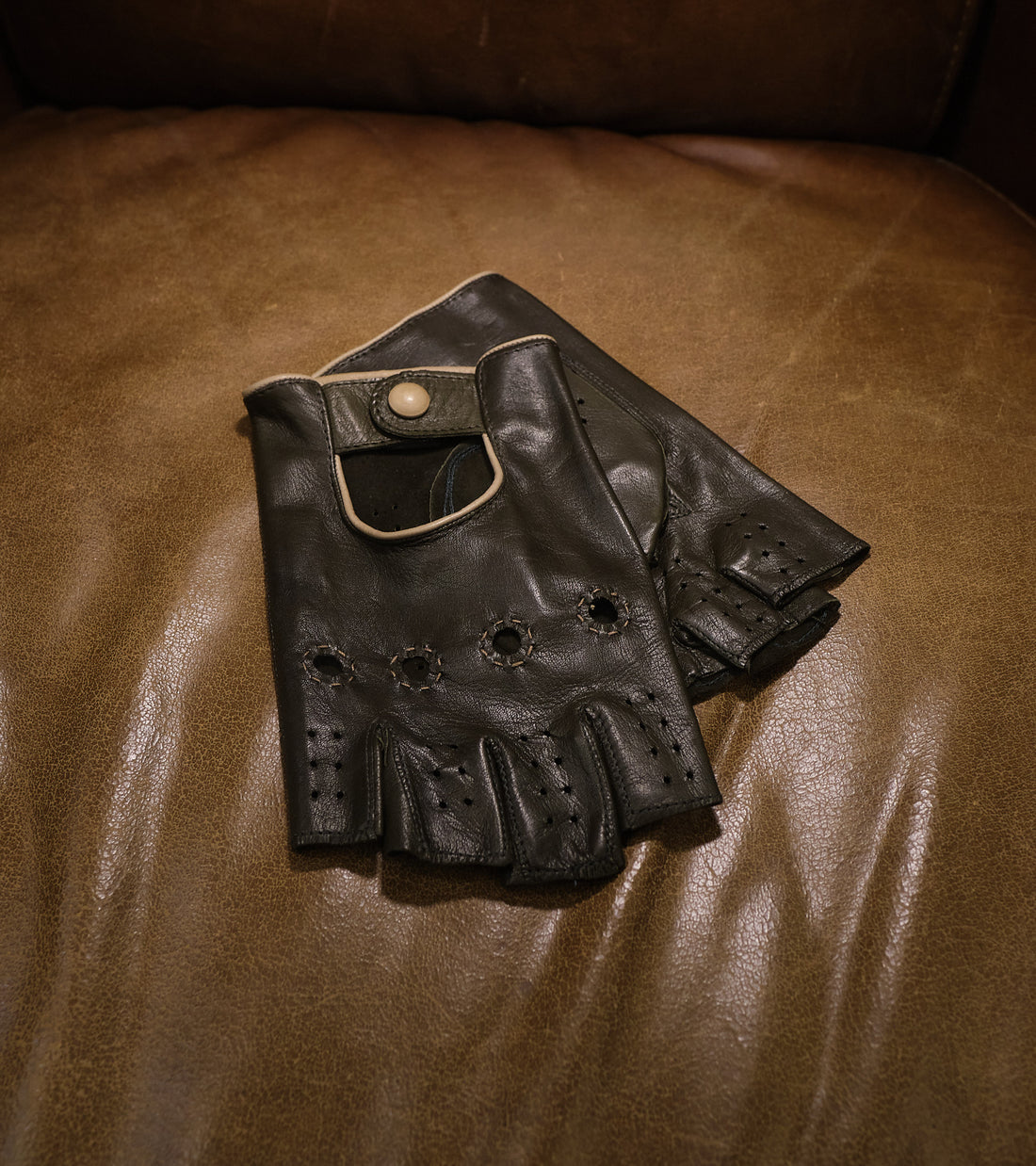 Handmade Gentleman Driver 1/2 gloves - Loden Green