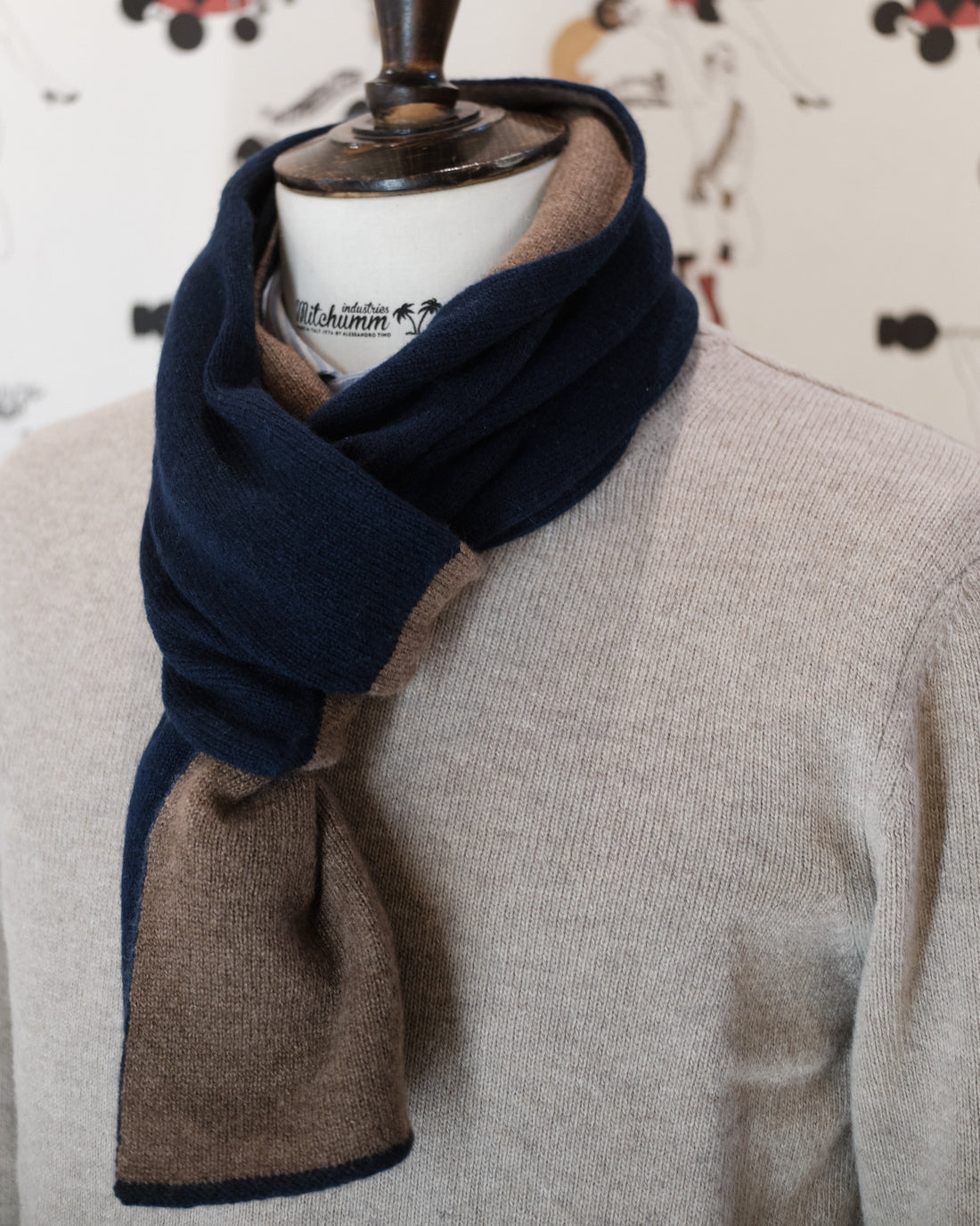 Reversible Cashmere neck warmer Navy blue/Camel brown