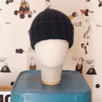 Large stripes Dark blue cashmere beanie