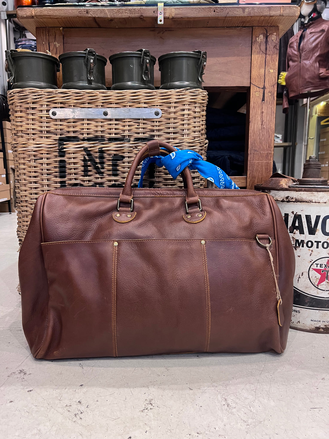 The Doctor genuine leather weekend bag