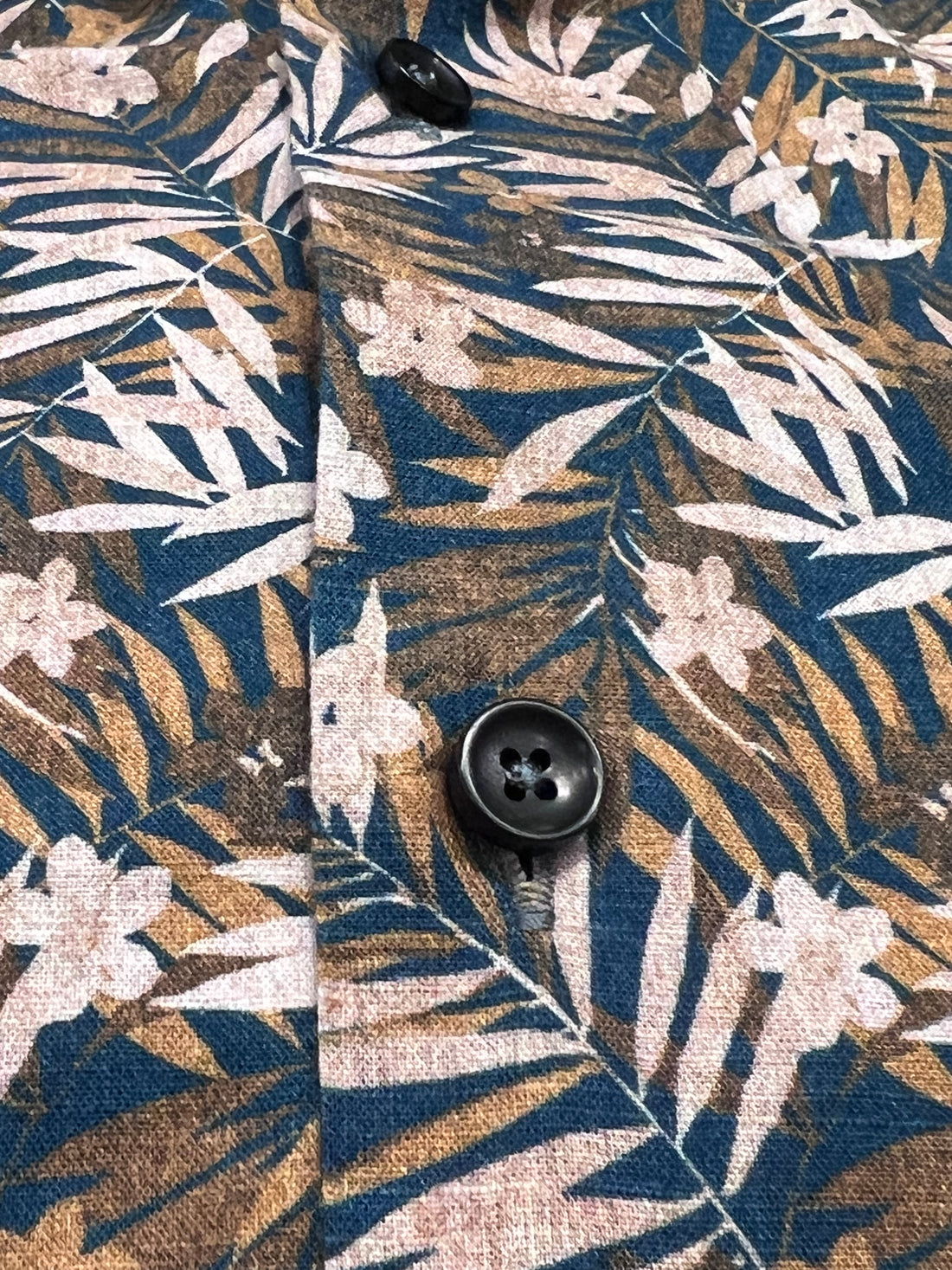 Leaves and flower cotton shirt