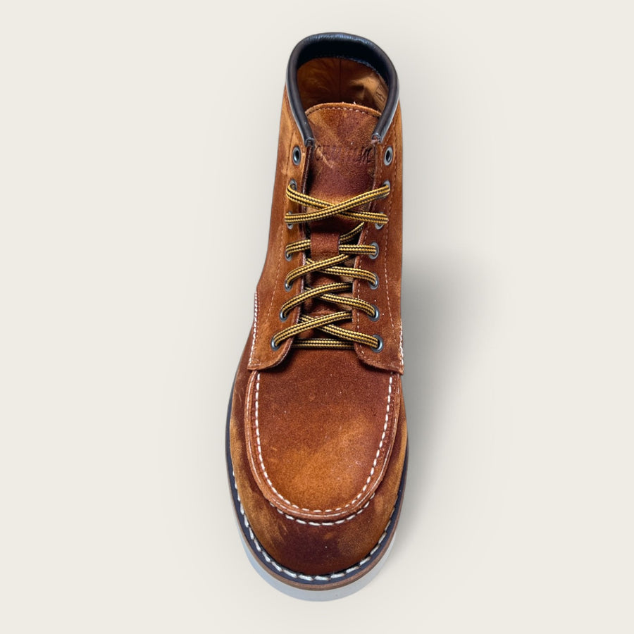 Caramel suede leather boots with Vibram®️ sole