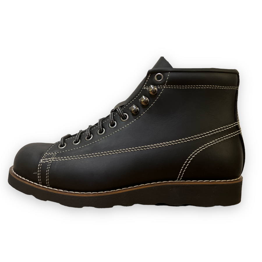 Metropolitan mountaineer Boots - black